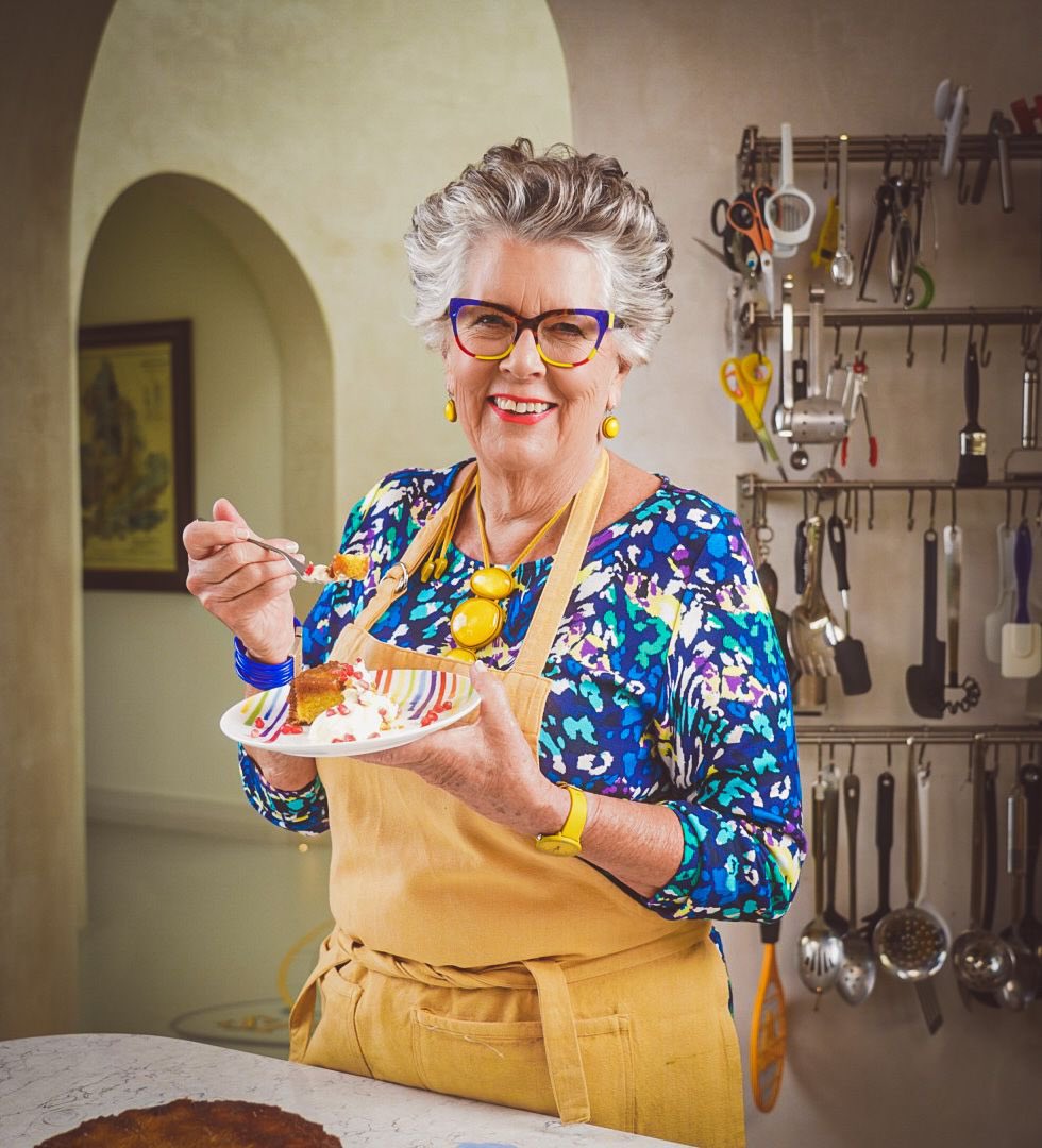 If you missed yesterday’s episode of @PrueLeith Cotswold kitchen on @ITV with special guest @AlisonHammond - you can stream the series for free on @ITVX itv.com/watch/prue-lei…