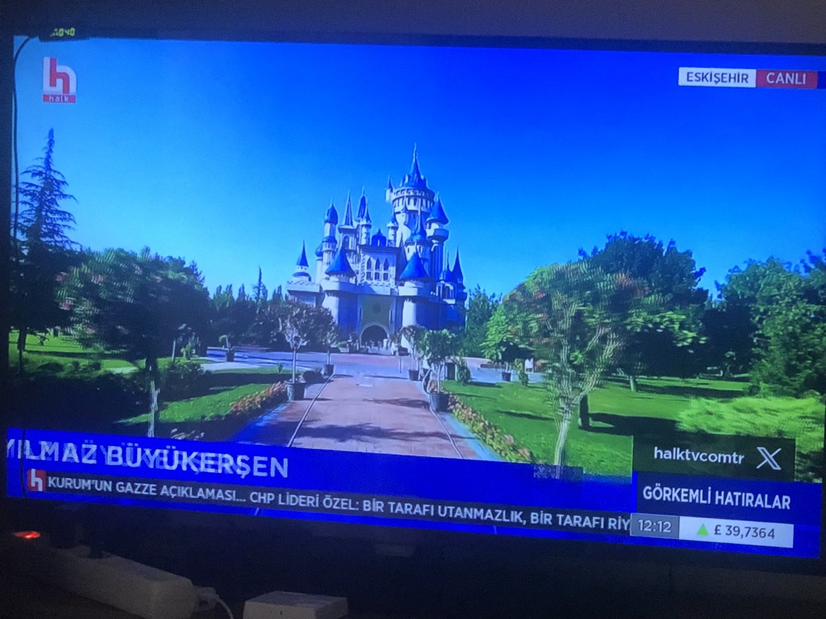 nacialtay1's tweet photo. İzmirden selamlar Eskişehirli olarak gurur duyuyorum #YılmazBüyükerşen https://t.co/hEAB7p1f2Q