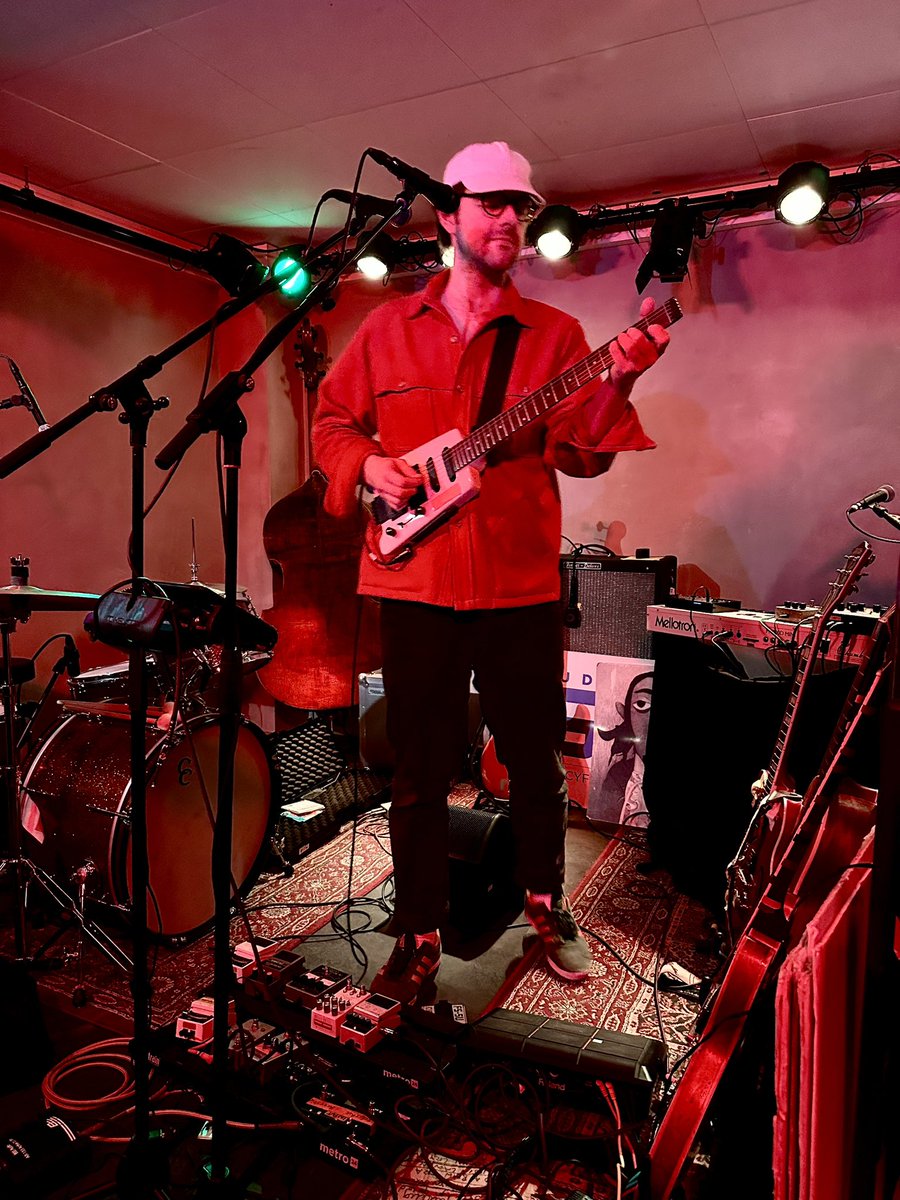 godwina 🇪🇺 tweet media