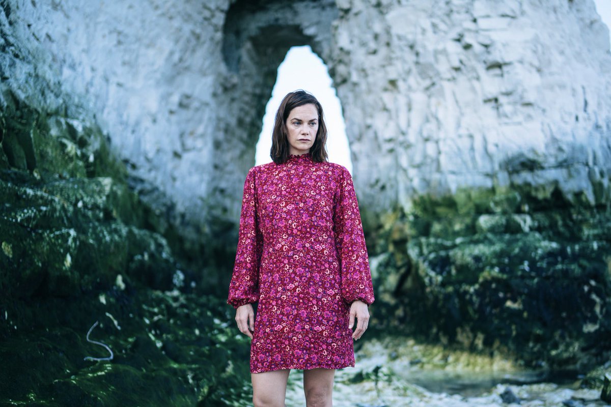 Harry Wootliff's 2nd feature TRUE THINGS, starring Ruth Wilson and Tom Burke is airing on <a href="/BBCTwo/">BBC Two</a> today, 3rd March at 10:45pm 🌸🎬 <a href="/thebureaufilms/">The Bureau Films</a>