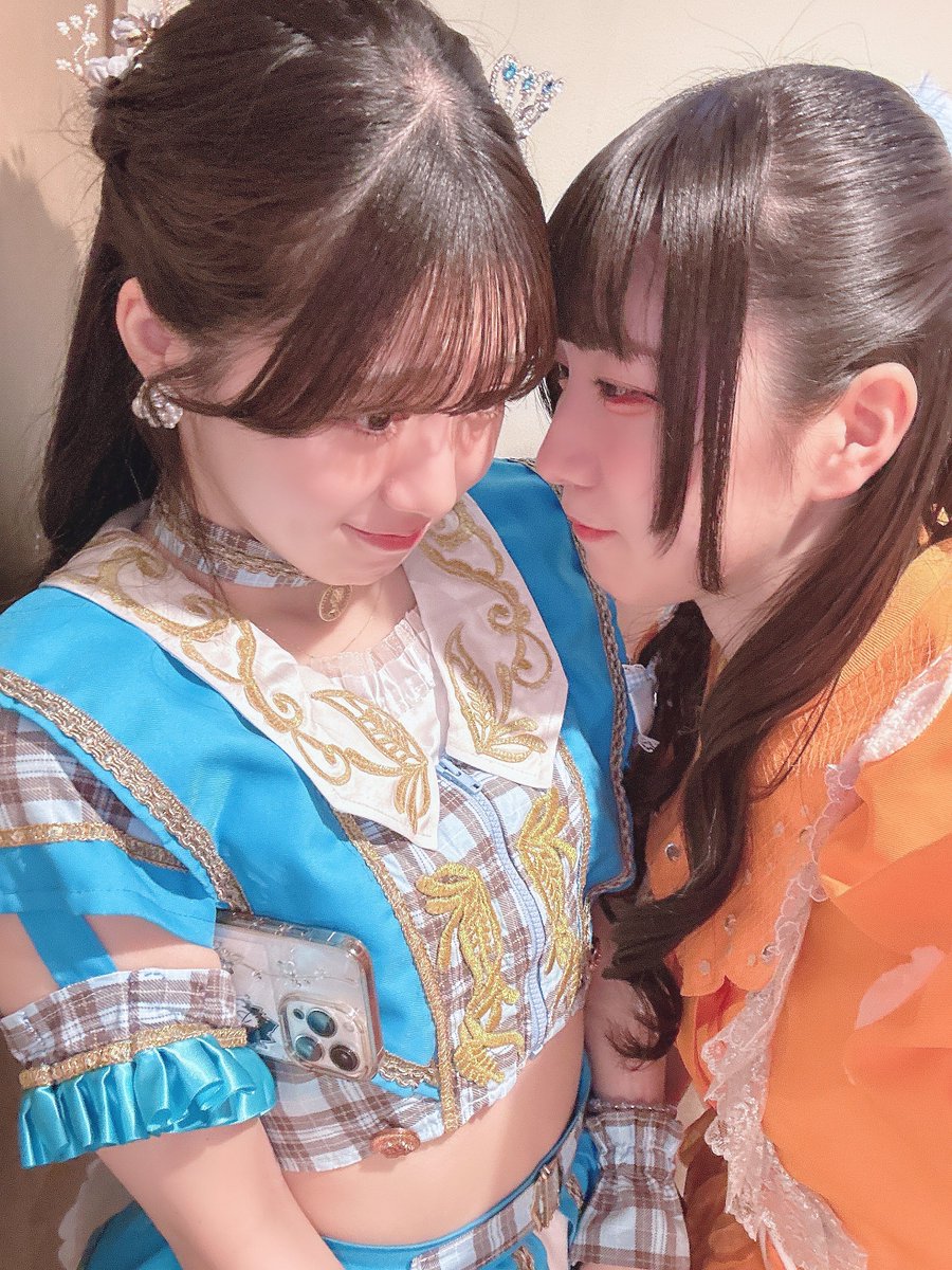 COLOR'z辻村美月さん卒業直前SP
べるふぇす🩵🐬in大塚Hearts Nextさん
ありがとうございました〜🐰

美月さんと一緒に出れるライブがラストだったよ😢水色の髪飾り付けました🐬
みんならぶちぇりといっしょにたくさん盛りあがってくれてありがとう♡ペンラもコールもほんとに嬉しいよ🥺🍭