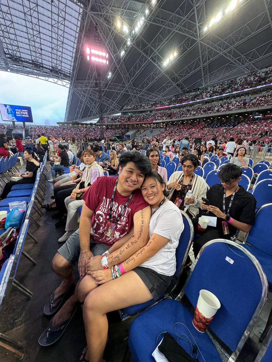 Cher Boon 🧣🧣🧣🧣 (@cherboon) on Twitter photo Him: Long live all the mountains we moved
Her: I had the time of my life fighting dragons with you
My forever partner in crime and patty 🍔 to my 🍞bun.
#SingaporeTSTheErasTour #TaylorSwift <a href="/taylornation13/">Taylor Nation</a> <a href="/taylorswift13/">Taylor Swift</a> Him: Long live all the mountains we moved
Her: I had the time of my life fighting dragons with you
My forever partner in crime and patty 🍔 to my 🍞bun.
#SingaporeTSTheErasTour #TaylorSwift <a href="/taylornation13/">Taylor Nation</a> <a href="/taylorswift13/">Taylor Swift</a>