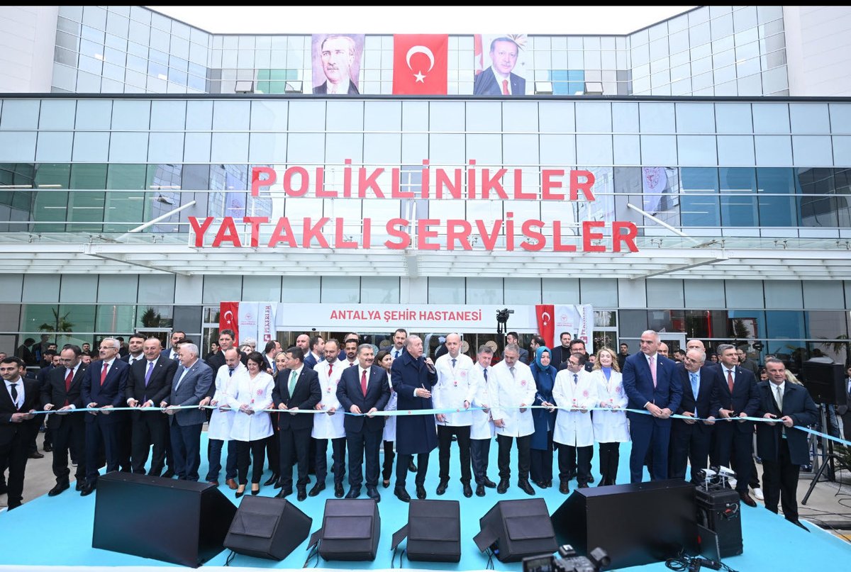 zekipeker13's tweet photo. Sayın Cumhurbaşkanımız tarafından açılışı gerçekleştirilen Antalya Şehir Hastanesi hayırlı olsun.  Bu güzel ve kaliteli eseri inşa eden ağabeyim Maşallah Peker, kıymetli yeğenim ve emek veren herkesi gönülden kutluyorum. https://t.co/EUGO6hdnRA