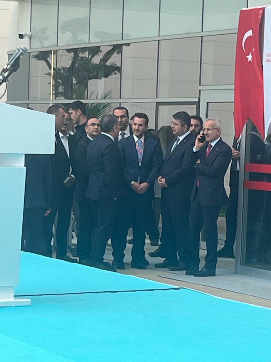 zekipeker13's tweet photo. Sayın Cumhurbaşkanımız tarafından açılışı gerçekleştirilen Antalya Şehir Hastanesi hayırlı olsun.  Bu güzel ve kaliteli eseri inşa eden ağabeyim Maşallah Peker, kıymetli yeğenim ve emek veren herkesi gönülden kutluyorum. https://t.co/EUGO6hdnRA