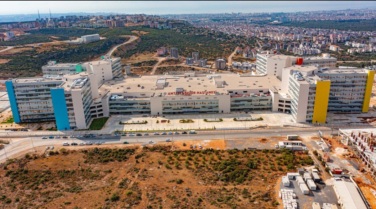 zekipeker13's tweet photo. Sayın Cumhurbaşkanımız tarafından açılışı gerçekleştirilen Antalya Şehir Hastanesi hayırlı olsun.  Bu güzel ve kaliteli eseri inşa eden ağabeyim Maşallah Peker, kıymetli yeğenim ve emek veren herkesi gönülden kutluyorum. https://t.co/EUGO6hdnRA