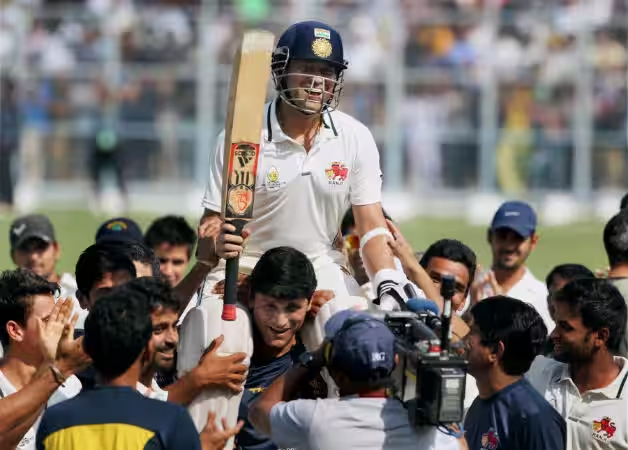 Oam_16's tweet photo. I would like to end this thread with the fact that there were discussions about not allowing Sachin Tendulkar in the Ranji Trophy just because he was head and shoulders above everyone else. There's no better compliment for this legend.

If you liked this thread, do retweet and share it with others. Also, consider following this account. I do trivia, stats, quizzes, and stories such as these! 😇