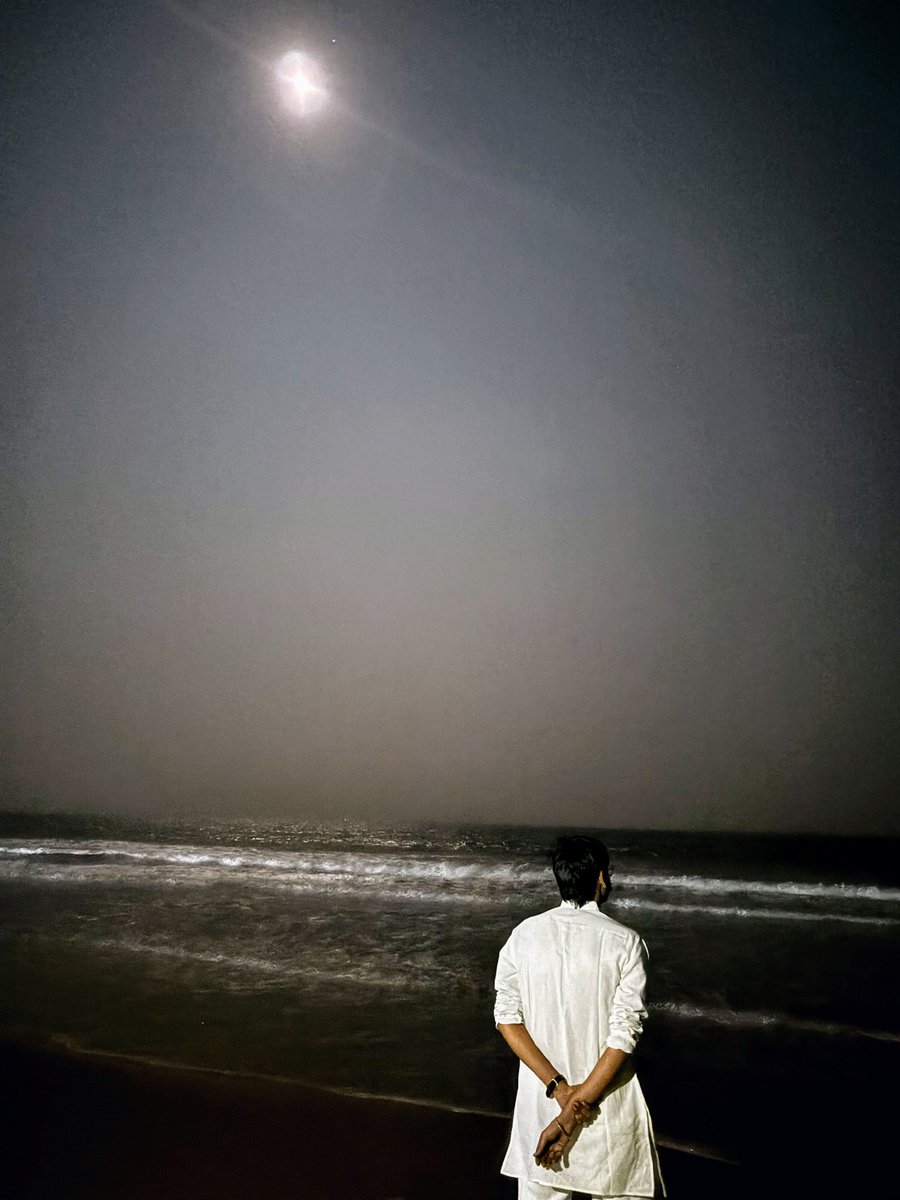 baba369's tweet image. #WhiteTwitter 

Drop something white from your Gallery 🤍

ఎదో మొదటి సారి ఆలా నేను కూడా ఇలాంటి దాంట్లో పాలొగొందాం అని ట్వీటుతున్న