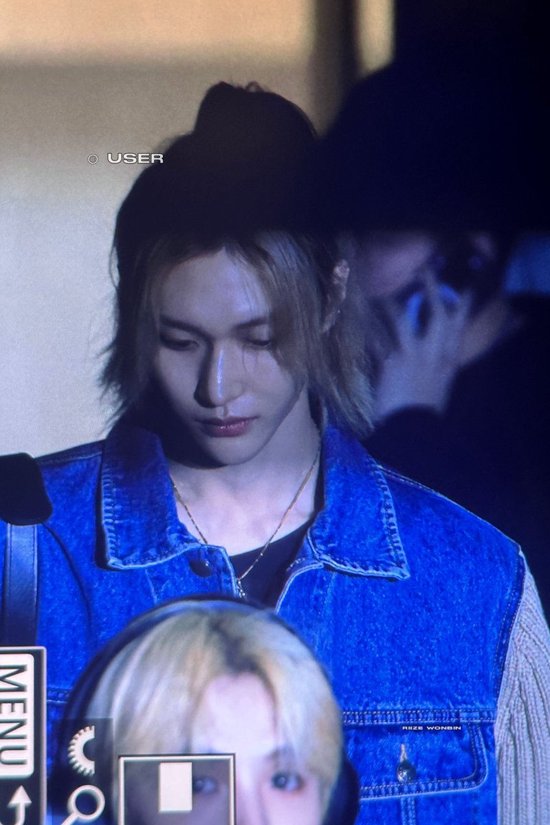 0302user's tweet image. 240303 금발 묶머 ㅁㅊ #RIIZE #원빈 #WONBIN