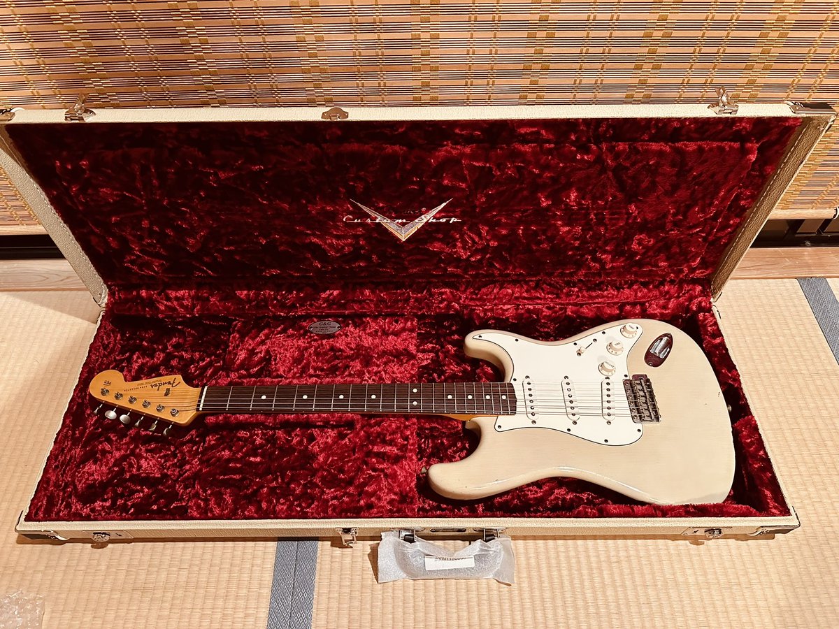 girlsellsgears's tweet photo. ジョン・メイヤーmodの63ストラト興味ある方いませんか。
PUをKlein Jazzy Catに、コンデンサーをビンテージレッドダイムに交換
ボディー材はローステッドアルダー
重さ3.31kg
Fender Custom Shop Stratocaster 1963 Relic
#機材売ります
#ギター売ります
#エフェクター売ります
#JohnMeyer https://t.co/CnhgRolThq