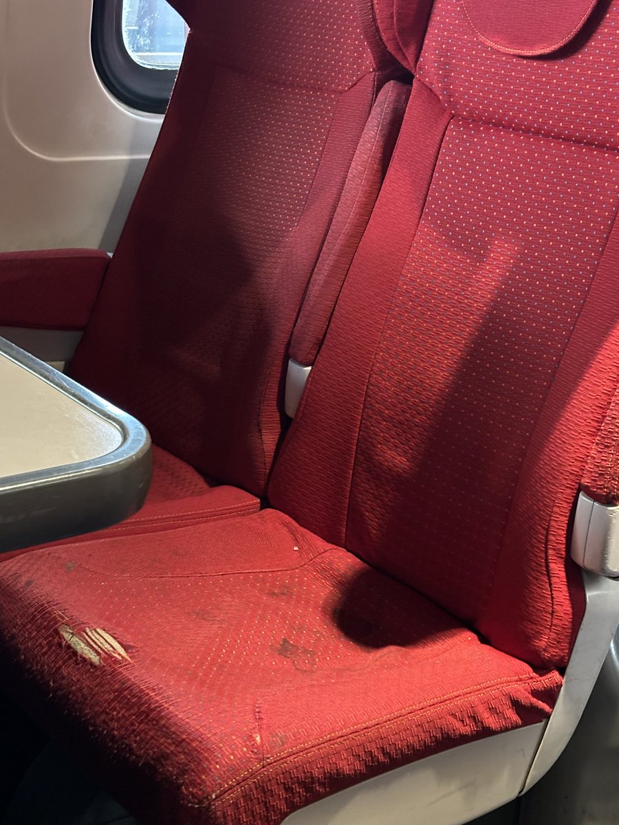 tkcumming's tweet photo. @EastMidRailway £60 return to Nottingham got this. https://t.co/coHAGCUSSf