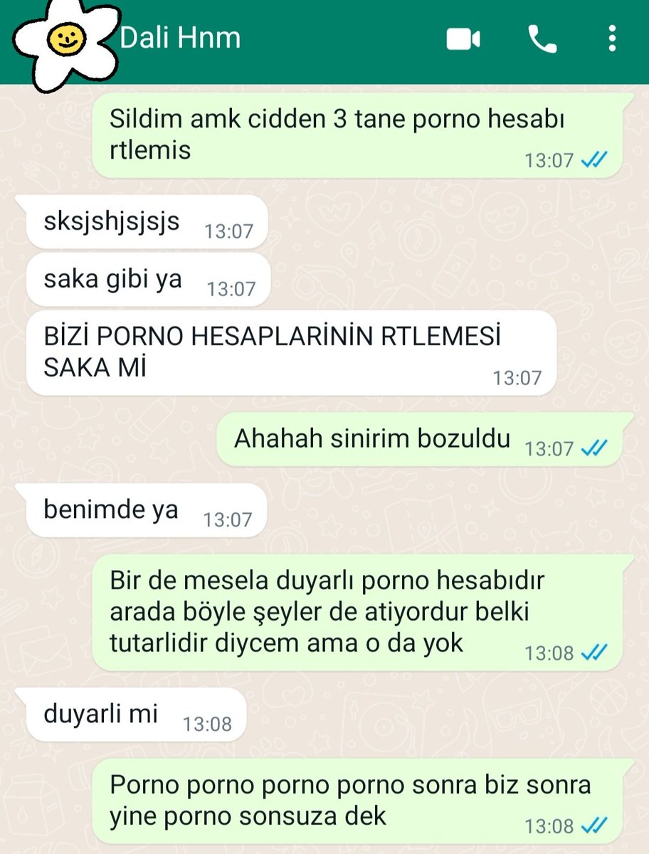 Bizim kişisel ve duygusal paylaşımlarımızı neden rtliyorsunuz ey porno hesapları? Kitleniz orda otzbirini çektikten sonra neden bizim gayet şahsi,gayet naif bir paylaşımınızı görsün ki? Dünyanın en gizemli insanlarısınız gerçekten 😔