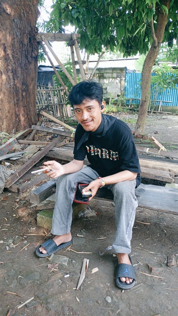 Naufal Hakim (@opal_okem) on Twitter photo 