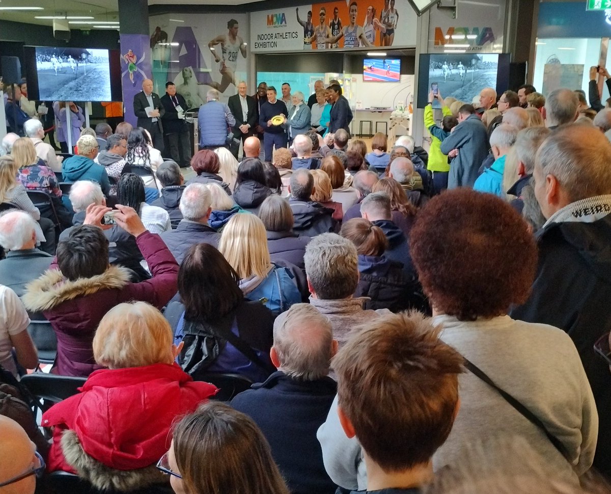 Museum of World Athletics packed out yesterday for a special donation ceremony, where more athletes have donated their kit and medals. Check out the museum in Glasgow's @StEnochCentre before it closes shortly