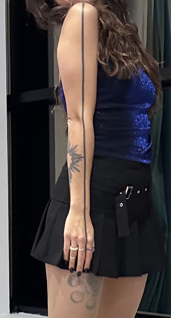 Belu 🌙 tweet media