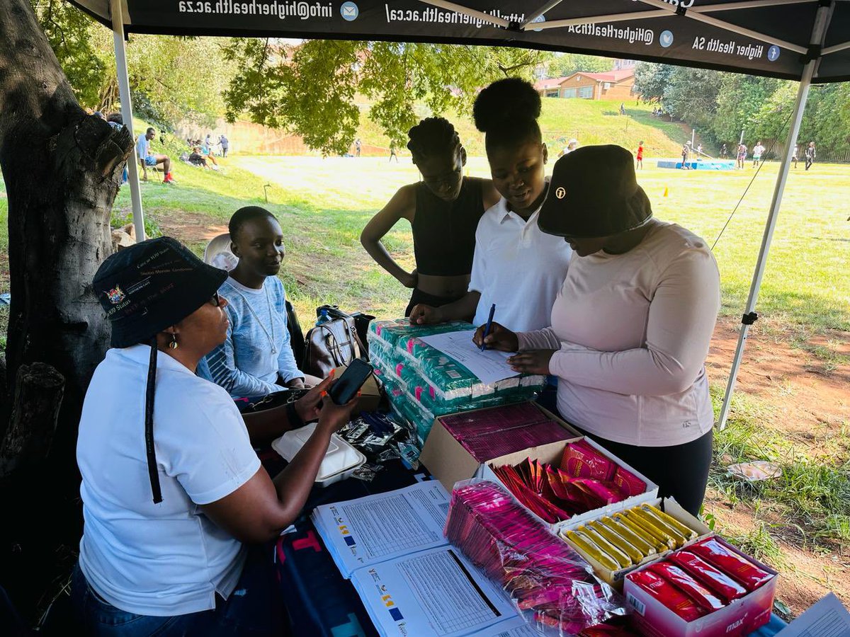 Yesterday, Higher Health had the privilege of joining forces with Central Johannesburg TVET College, during the InterCampus Athletics event held at their Park Town campus to champion health and well-being. @DrBladeNzimande @RamneekHH