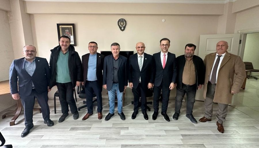 İYİ Parti’den SGC’ye ziyaret: Sakarya Gazeteciler Cemiyeti’ni ziyaretinde konuşan İYİ Parti Sakarya Büyükşehir Belediye Başkan Adayı Kılıçaslan, basın mensuplarının gece gündüz demeden vatandaşın haber… 

The post İYİ Parti’den SGC’ye ziyaret first… dlvr.it/T3Xw3w