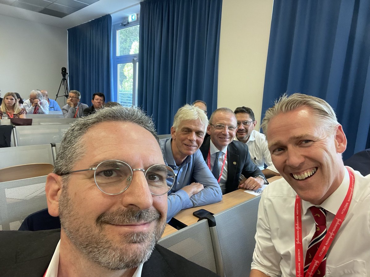 MarcBesselink's tweet photo. Wonderful nationwide collaborative effort in training @DPCG_official in all aspects of #LAPC surgery.
Special thanks to our 4 #proctors
Chris Wolfgang @cwolfga2 @nyulangone - Thilo Hackert @UKEHamburg - Marco del
Chiaro @chiaro_del @CUAnschutz - Matt Katz @MDAndersonNews
Powered by @kwf_nl @DeltaplanA