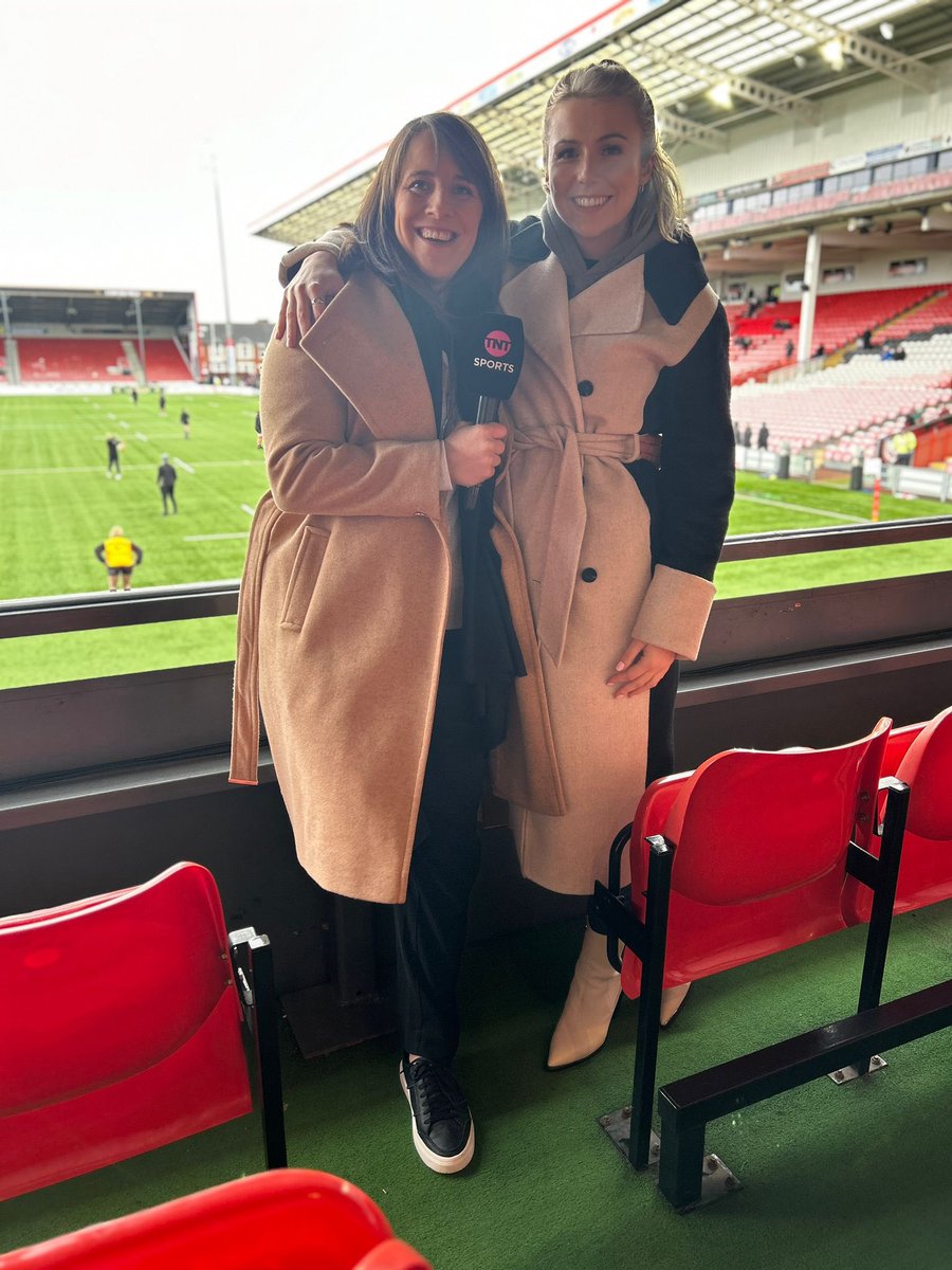 Ashleigh Wilmot (@ashleigh_wilmot) on Twitter photo Enjoying <a href="/ThePWR/">Premiership Women's Rugby</a> circuit this weekend…
Yesterday I was pitchside for <a href="/gloshartpury/">Gloucester Hartpury</a>’s win over <a href="/ExeChiefsWomen/">Exeter Chiefs Women</a> and today I’m heading to Northampton for the weekend finale <a href="/LightningRugby/">Loughborough Lightning Rugby ⚡️</a> ⚡️ against <a href="/SaleSharksWomen/">Sale Sharks Women</a> 🦈
Live, 14:30pm on <a href="/rugbyontnt/">Rugby on TNT Sports</a> 🔥🎤 Enjoying <a href="/ThePWR/">Premiership Women's Rugby</a> circuit this weekend…
Yesterday I was pitchside for <a href="/gloshartpury/">Gloucester Hartpury</a>’s win over <a href="/ExeChiefsWomen/">Exeter Chiefs Women</a> and today I’m heading to Northampton for the weekend finale <a href="/LightningRugby/">Loughborough Lightning Rugby ⚡️</a> ⚡️ against <a href="/SaleSharksWomen/">Sale Sharks Women</a> 🦈
Live, 14:30pm on <a href="/rugbyontnt/">Rugby on TNT Sports</a> 🔥🎤