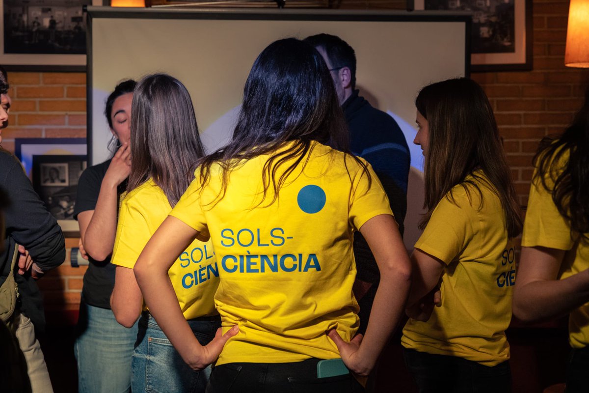 solsciencia's tweet photo. Però sobretot, als nostres ponents, per fer-ho tant fàcil!
@Joanafrx @davidesjan @eballetbo @RevillaNatalia 

Si no ho vau poder viure teniu una segona oportunitat divendres vinent, ja ho sabeu, us hi esperem!

📷 @kikusole

(2/2) https://t.co/CxCso0W8mo