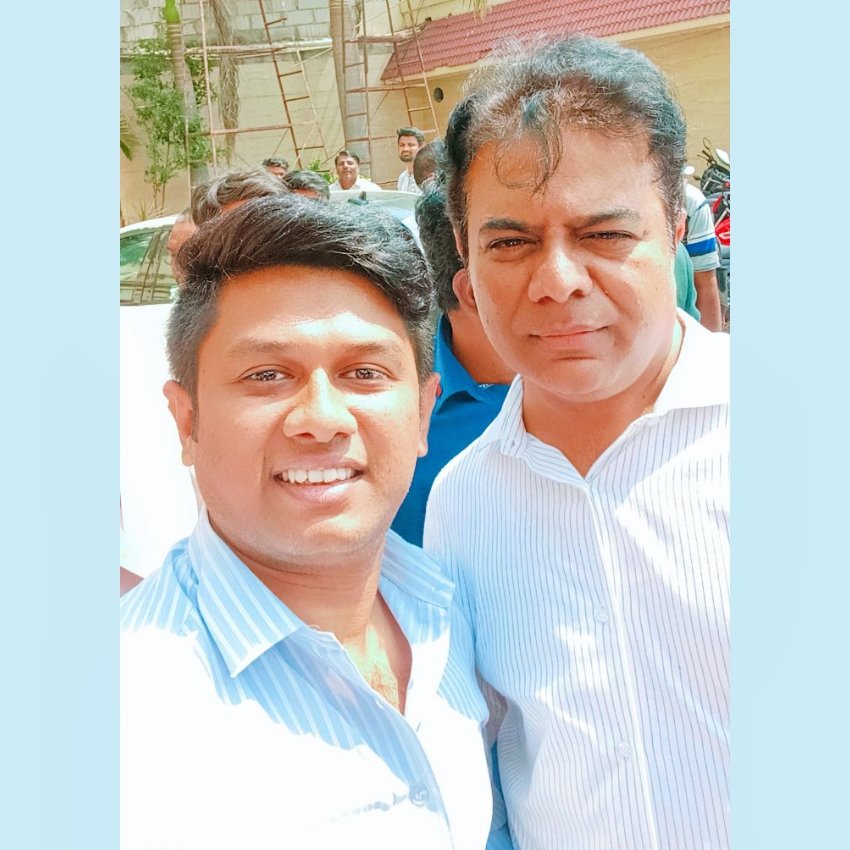 IamKingBaseer's tweet image. Your presence marked all #THMS children staff and parents #Truly Special anna!!