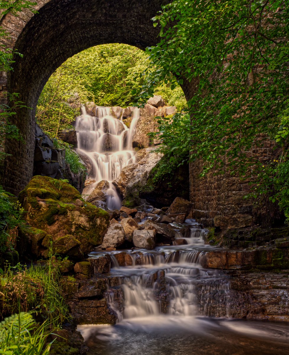 Beldy waterfall, Garrigill, Cumbria.

#photograghy #photooftheday #waterfalls #sony #polarpro