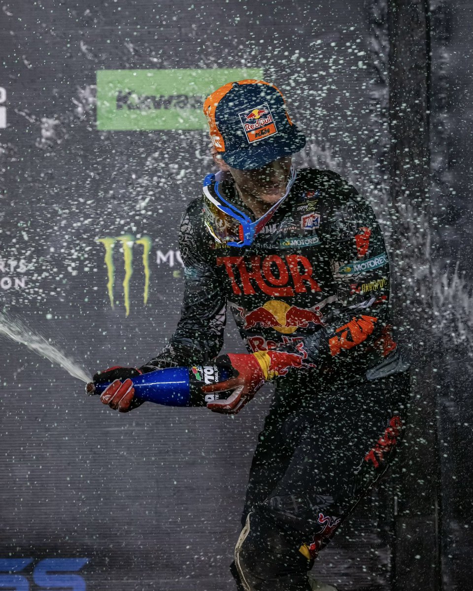 Mega! 🤝 Congratulations Tom Vialle and Red Bull KTM Factory Racing on victory at Daytona – his first in American Supercross. #ForemostMedia #TomVialle #KTMFactoryRacing #Supercross #SMX