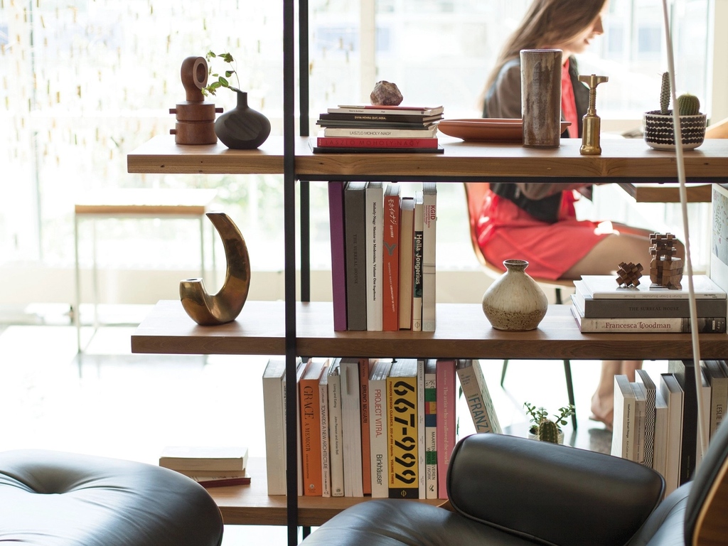 At StudioYDesign, we pride ourselves on our vast array of reclaimed teak products. Teak wood is well known for its remarkable ability to withstand water damage and endure over time.  Find out about exceptional reclaimed teak furniture offered by l8r.it/XdBW