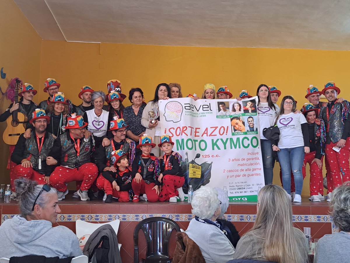 LaforaDe's tweet photo. Estamos muy emocionados con el pasodoble que les han dedicado a Jonathan y Valentina.
@CosasDeSanidad @laforainitiativ @Chelseashopela1 https://t.co/VaiNhlGkvw