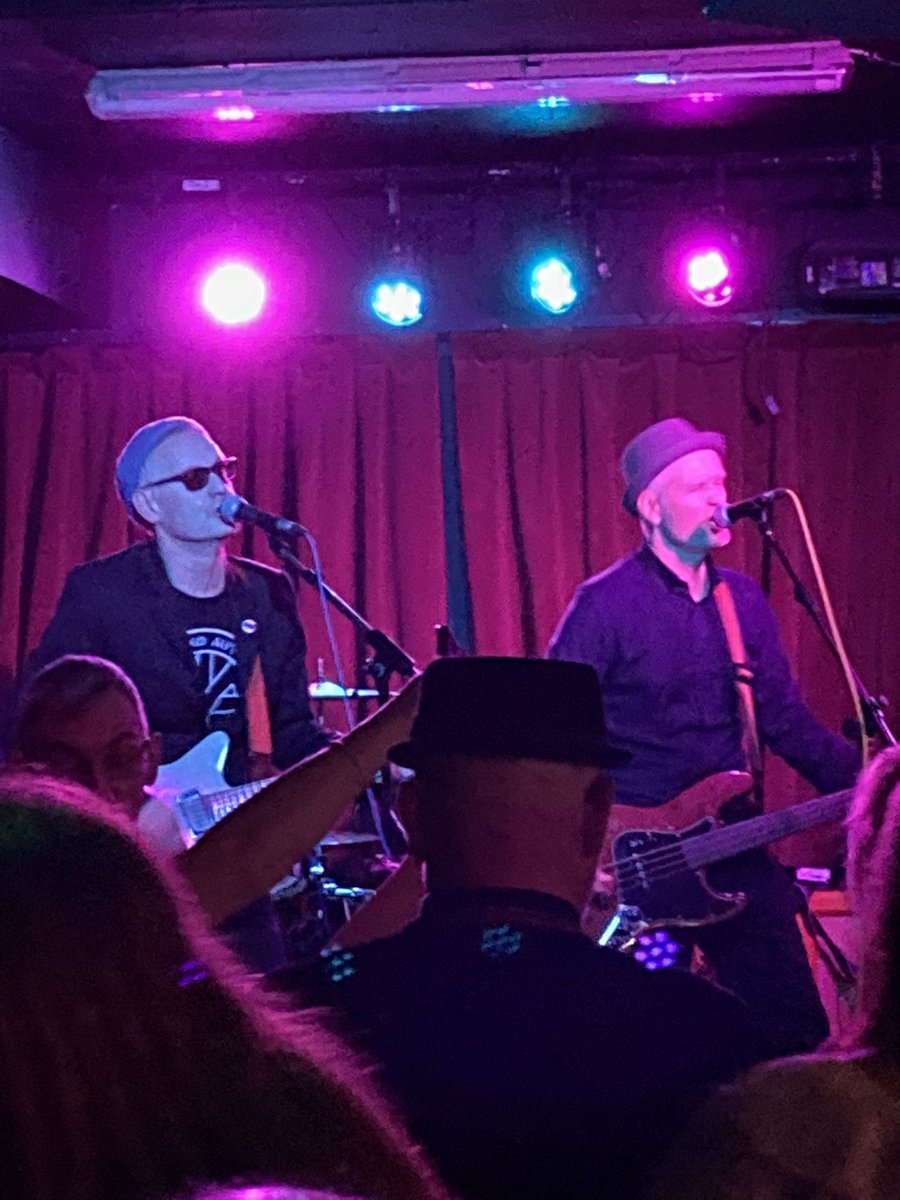 Babar Luck tweet media