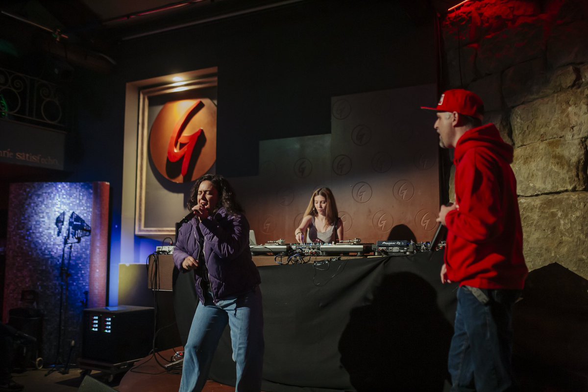 HuomanTech's tweet image. MENUDA NOCHE LA DE AYER🤩

Cómo lo gozamos❗️Y es que cerramos #HuomanTech2024 por todo lo alto🔝🔝

Esperamos que os lo hayáis pasado igual o mejor que nosotras😎  Ya tenemos la vista puesta en la próxima edición🔜