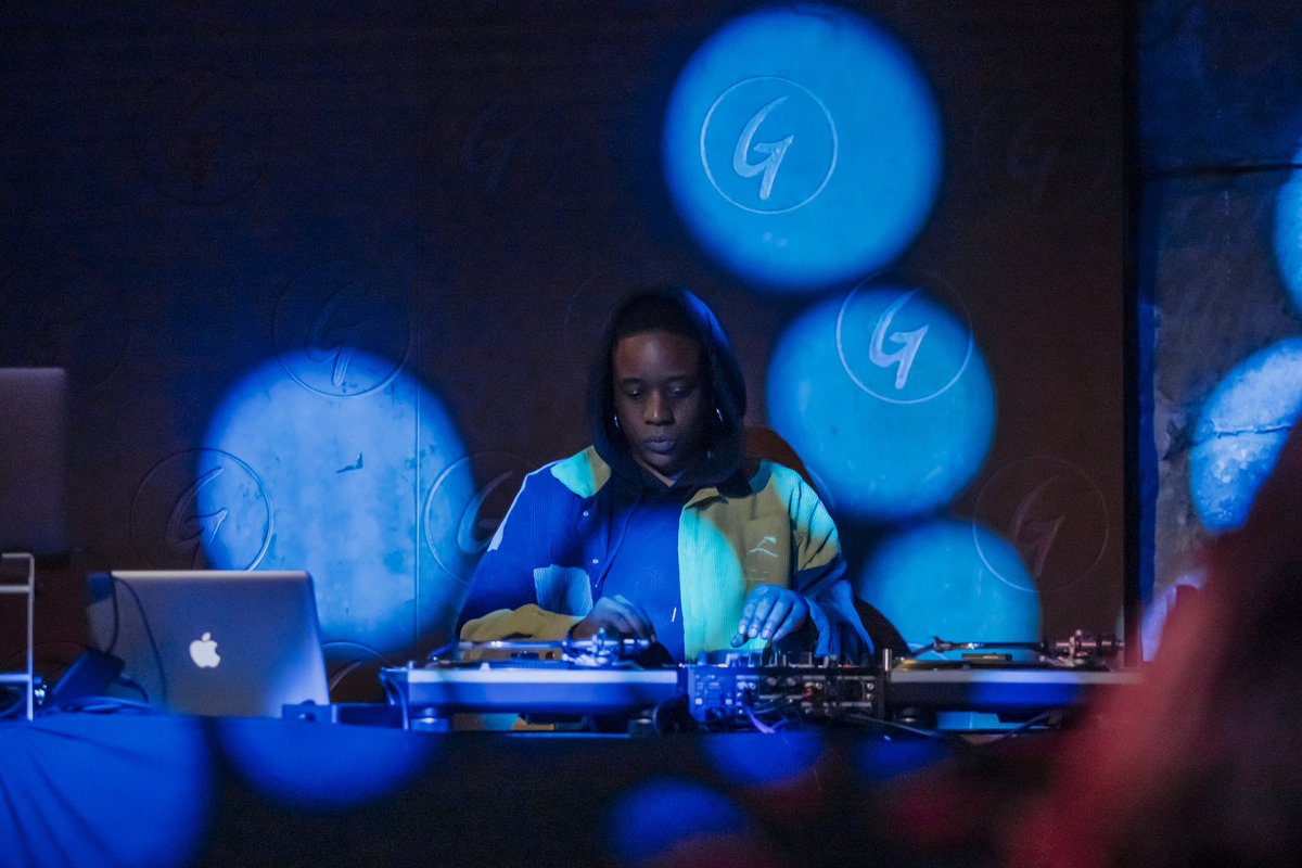 HuomanTech's tweet image. MENUDA NOCHE LA DE AYER🤩

Cómo lo gozamos❗️Y es que cerramos #HuomanTech2024 por todo lo alto🔝🔝

Esperamos que os lo hayáis pasado igual o mejor que nosotras😎  Ya tenemos la vista puesta en la próxima edición🔜