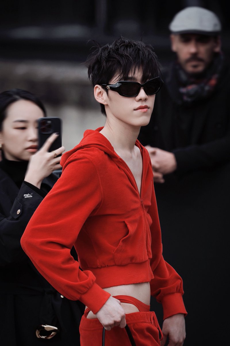 𝟐𝟒𝟎𝟑𝟎𝟑

#BalenciagaWinter24xPPKRIT