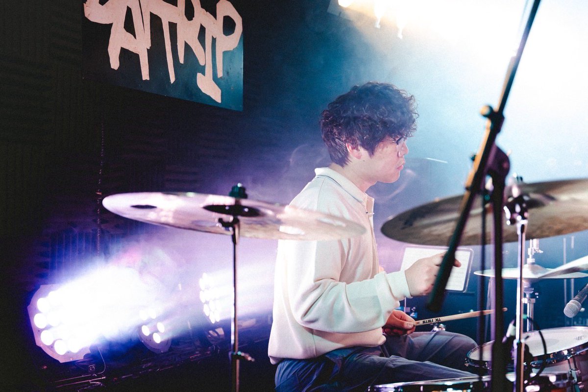 bcl_band's tweet photo. *⋆꒰ঌ┈┈┈┈ ໒꒱⋆*
.

24.03.02
DREAMWAVES 
Blurred City Lights
『天使のいない街で』 Release Party

たくさんの方にご来場頂き
ありがとうございました໒꒱

私たちはようやくスタートラインに
立つことができました⋆

❏ photo ╱ @_ok0594 

.

*⋆꒰ঌ┈┈┈┈ ໒꒱⋆* https://t.co/V6RTEzAXlA