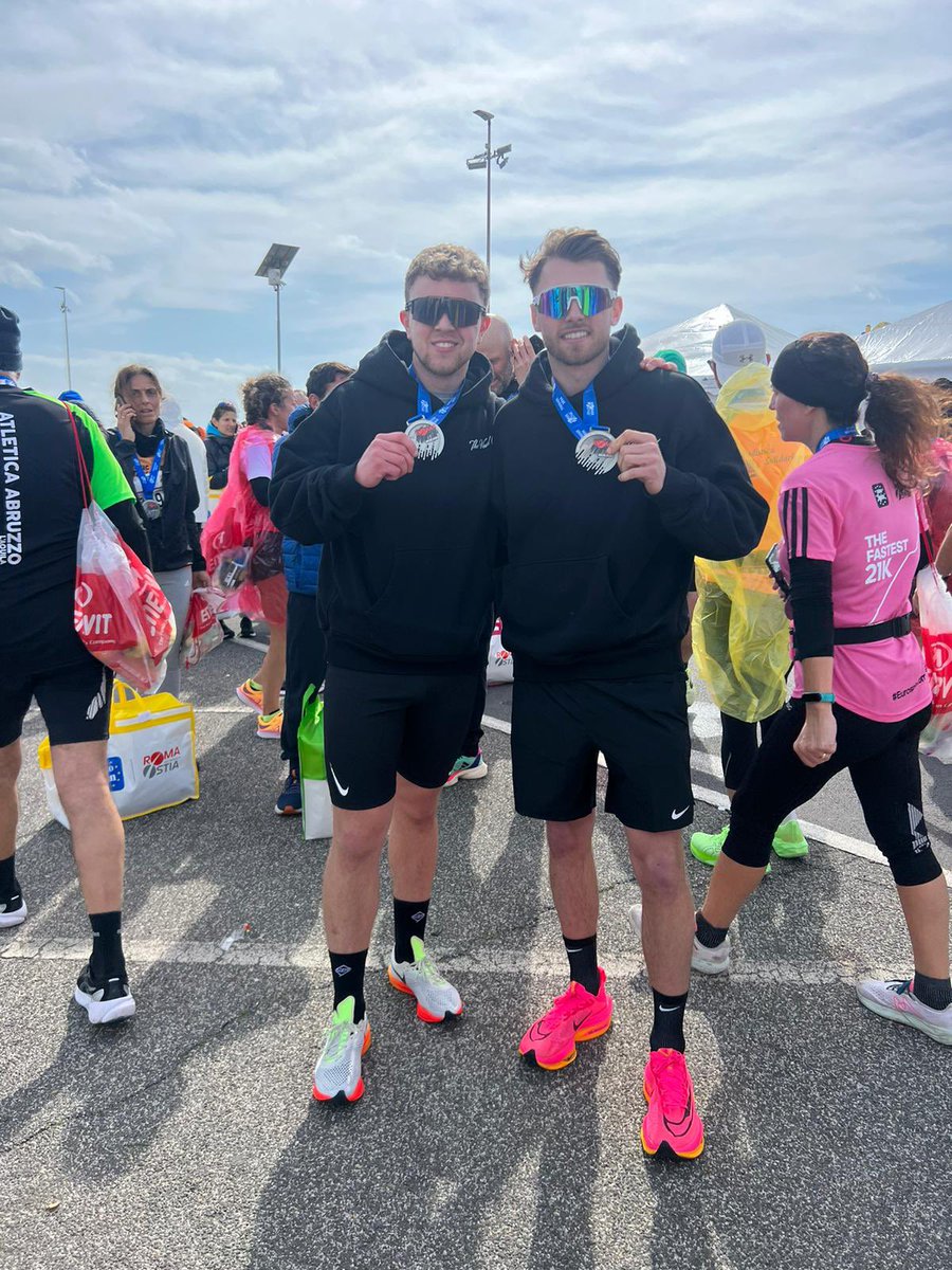 Massive well done to <a href="/_Colbywilliams/">Colby Williams</a> and <a href="/olliemorton18/">Oli</a> in the Road to Rome half marathon🙌