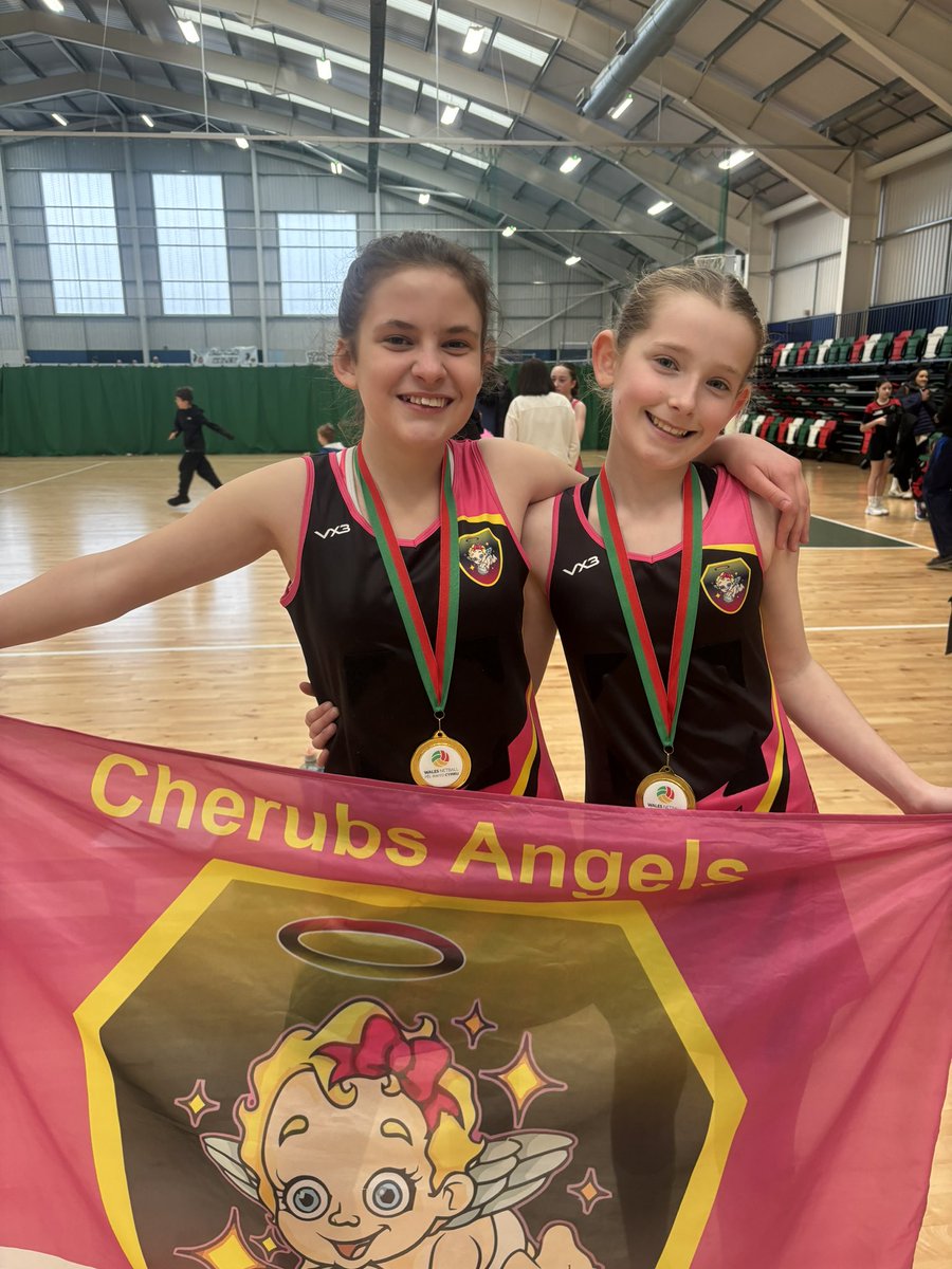 Llongyfarchiadau enfawr i'r ddwy yma a'u cyd-chwaraewyr <a href="/cherubs_angels/">Cherubs Angels</a>  enillwyr rhanbarthol.... ymlaen i nationals nesaf 💪🏻🙌🏻🥇<a href="/YsgolPenyPil/">Ysgol Pen y Pîl</a> @MrBridsonPYP