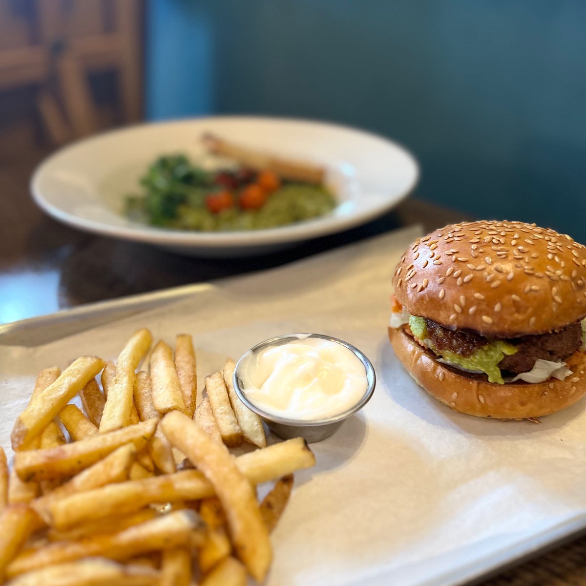 Good food, 
good mood 
🌈