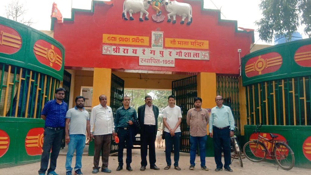 sjena3032's tweet photo. Mega health camp at Rairangpur "Goshala" under direct supervision of #SDVO Rairangpur in  presence of other  ARD Department staff.
@MoSarkar5T 
@officialaono 
@rajaaswain 
@farddept 
@sureshvashishth 
@dahvsodisha https://t.co/njhsSgtFRu