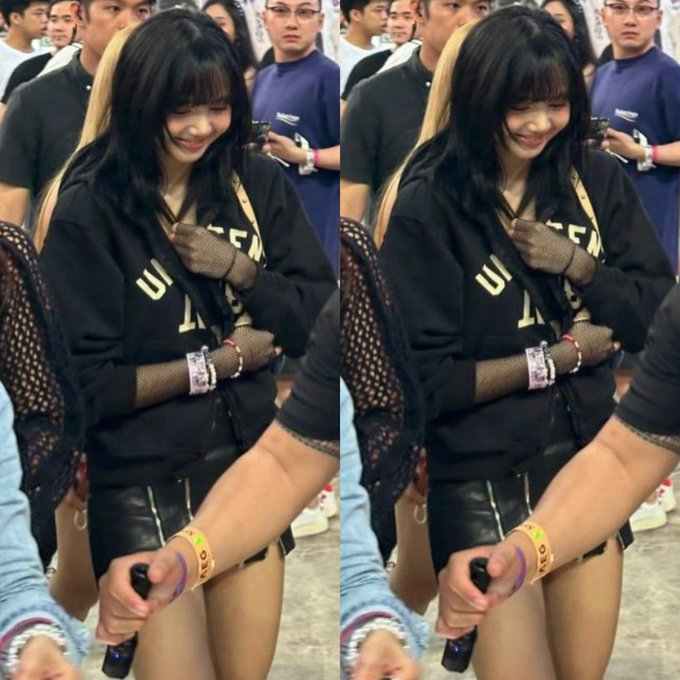 vis_sou's tweet image. Gorgeous, radiant #LISA is trending on Twitter for breathing. The sweet taste of being loved, relevant, free.

Her former company keeps on tanking. #LALISA karma overpowered the bunch of racist South Korean thieves/saboteurs at YG. 🐀🐀 are getting their comeuppance.

#WeAreLloud