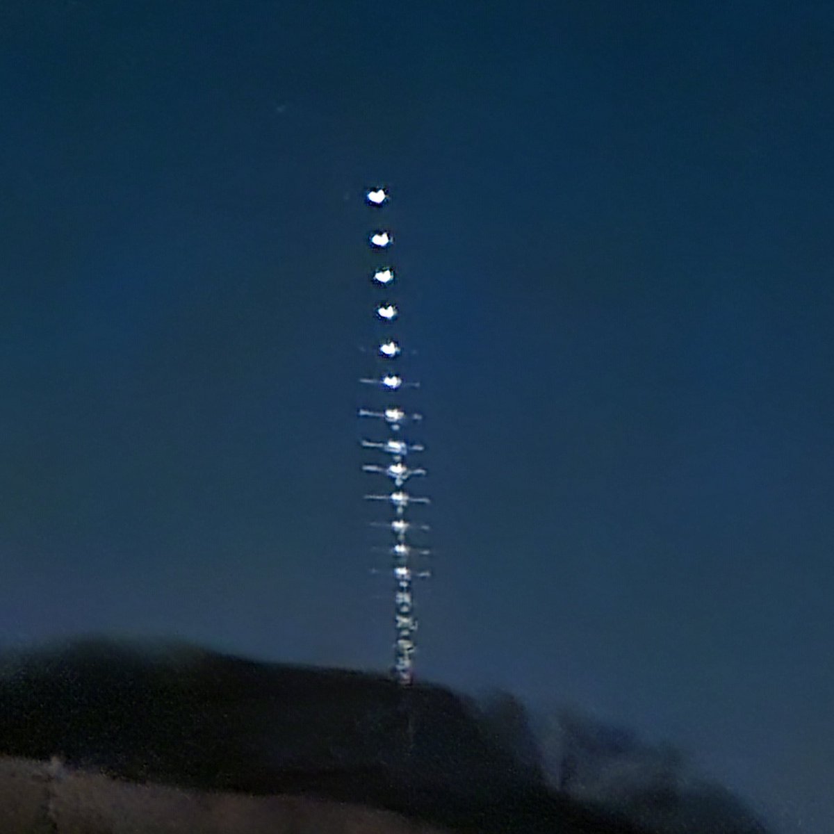 jjsherer's tweet image. Starlink says good morning. @elonmusk