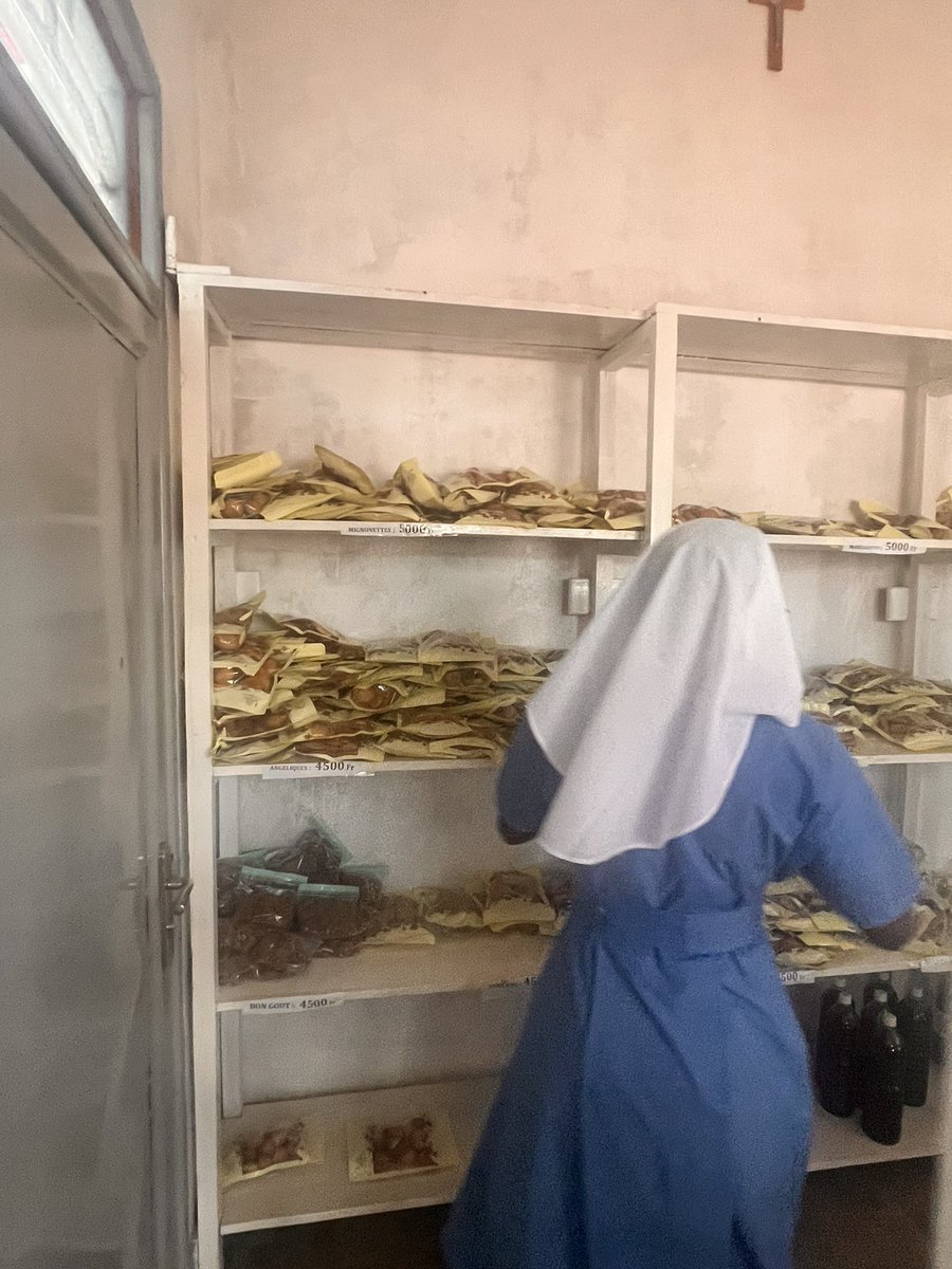 jimmynzi1's tweet photo. IBI VISi! GITEGA
Are you passing through the capital? Don’t miss the opportunity to visit the Visitandine sisters and discover their exquisite and varied biscuits! A true delight for the taste buds that will please all food lovers. https://t.co/uw3YywH8oY