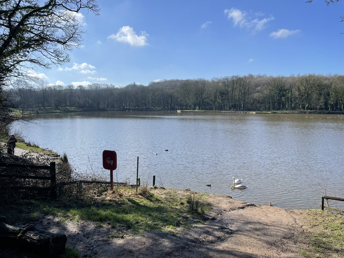 A lovely morning for a stroll around Birkacre.