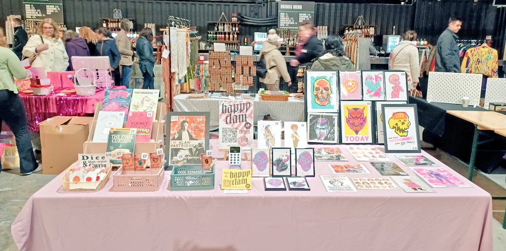 Big Cardiff flea, depot Cardiff til 4