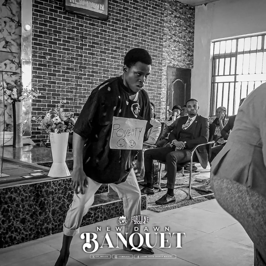 lfc_malete's tweet photo. Drama Ministration ✨️

#lfcmalete
#newdawnbanquetservice 
#Fortune2024 https://t.co/dQevdh3Er1