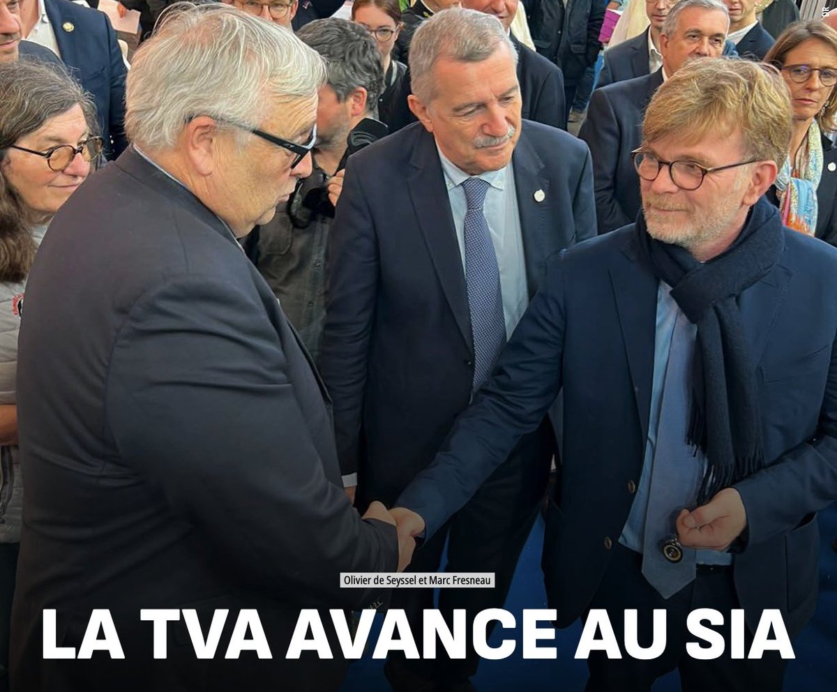 Jour_de_Galop's tweet photo. C’était l’un des événements du Salon de l’Agriculture samedi matin : le ministre Marc Fesneau a pu sillonner le hall 6, où les courses disposent d’un grand stand. L'occasion pour le nouveau patron de la filière Cheval, Olivier de Seyssel, de rencontrer le cabinet du ministre... https://t.co/gzglgJIHPb