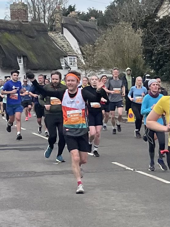 After a fab night last night at The Spring in Havant the mighty Stu has just completed the Cambridge Half Marathon and smashed his time. Time for a nice roast dinner now to celebrate. Well done Stu! 👏👏👏