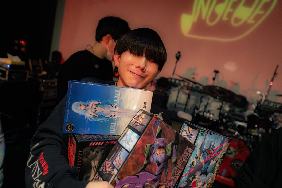 NEE_no_Qoo_Daaa's tweet image. 改めて今日の誕生日幸せでした

こんな自分を祝ってくれてみんな本当にありがとう
プレゼントも人生で一番貰った

こんな幸せな日を忘れません
残りの今日を噛み締めて過ごします🫶