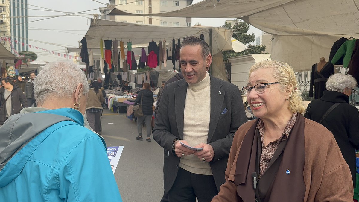 esinaydemir_'s tweet photo. Kadıköy Belediye Meclis Üyesi Adayımız Sn.@Armagan501 ve Kadıköy Teşkilatımız İle Sahrayı Cedit Mahallesi'ni Ziyaret Ettik.

Eğitimli,Kent Bilinci Yüksek Bu Seçmen Profilinin Taleplerini Ancak Uzman Kadroların,DEVA Kadrolarının Çözebileceğini Anlattık.

#EsinAydemir
@devakadikoy https://t.co/cq3OITUXmC