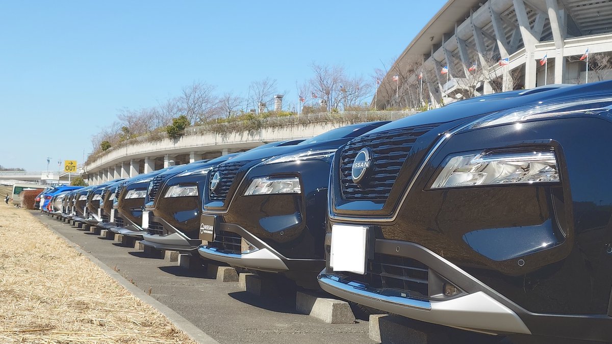 heihei_kan's tweet photo. エクストレイルオフ会の参加されました皆様
楽しい時間を過ごさせて頂き、ありがとう御座いました。😁
オーナーそれぞれのカスタマイズをいろいろと参考にさせて頂きます。
お疲れ様でした。
#やっちゃえオフ会 #日産 #エクストレイル #平手晃平 #車で遊ぼう！ #車で沸かそう！ #エクストレイルT33 https://t.co/amg0a3BggA