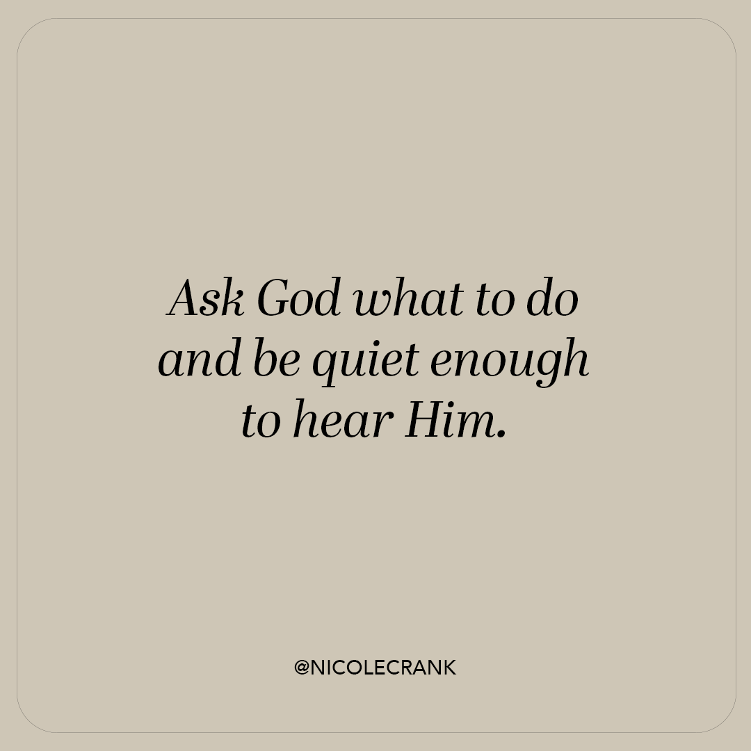 NicoleCrank's tweet photo. God isn't going to yell at you. He'll whisper in a still, small voice.
The pause is where you ask God what to do next and you’re quiet enough to hear Him.
If you're in a pause, are you listening? 👂
#HiGod #pause #listen #listentogod #pray #prayer #waitingongod #believe https://t.co/WepRMhHrb1
