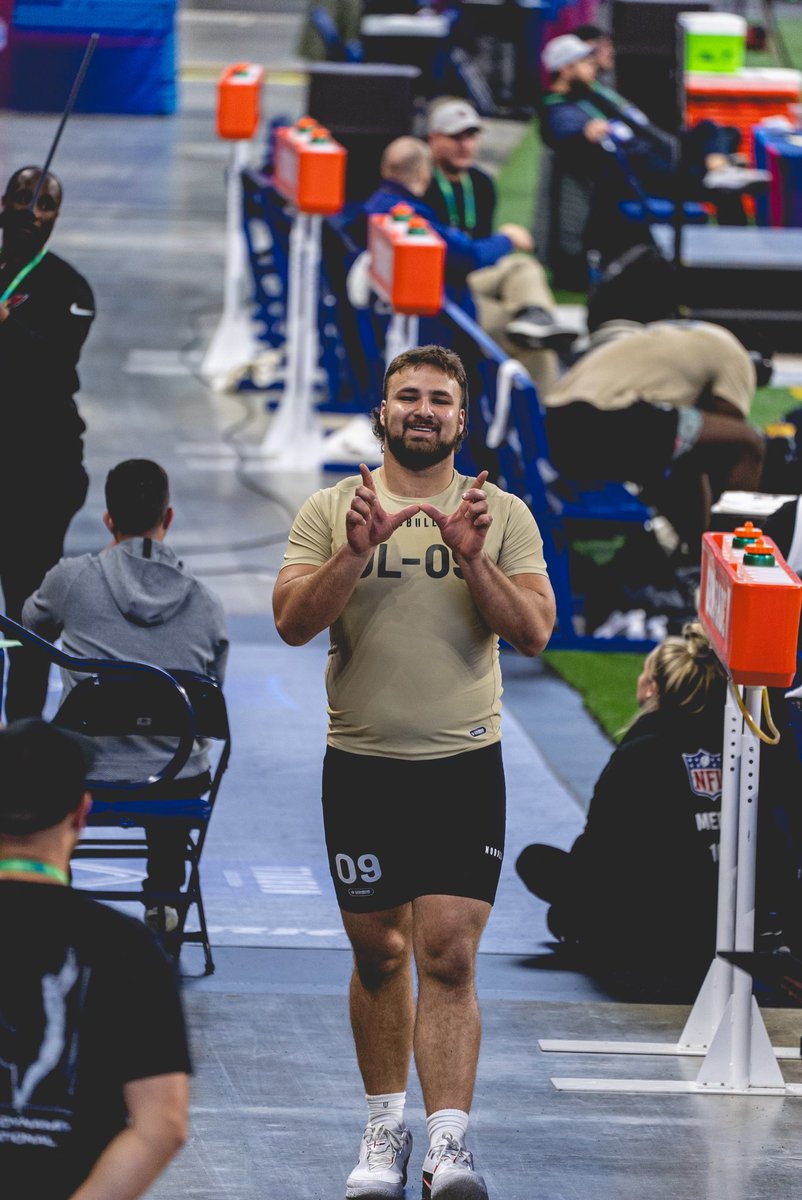 🥹👐

#OnWisconsin x <a href="/TanorBortolini/">Tanor Bortolini</a> 

📺 #NFLCombine on <a href="/nflnetwork/">NFL Network</a> 
📲 stream on #NFLPlus